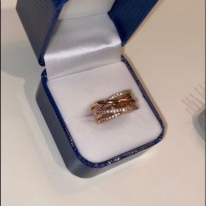 Pandora sparkling & polished lines ring